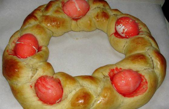 10 вида сладък великденски хляб от различни точки на Европа