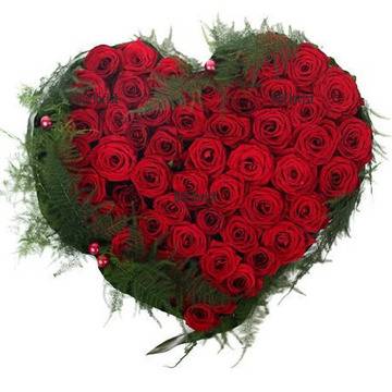 Доставка на цветя с БГФлорист – Доставка на сърце от 51 червени рози