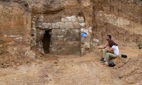 Пловдив дава 40 хил. лв. за спасителни разкопки на тракийски могили край Първомай