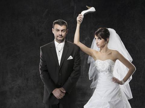 9 знака, че ще станете чехльо