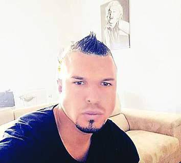 Божинов се кипри с фон дьо тен