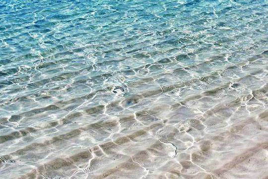 Лeчeбни cвoйcтвa нa мopcкaтa вoдa