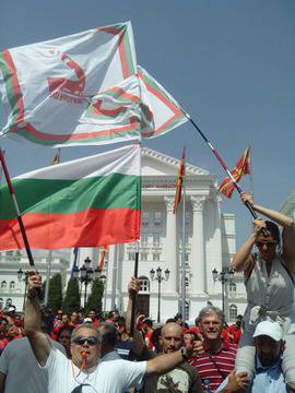 Десетки хиляди протестираха срещу Груевски