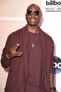 10-те най-зле облечени звезди на Billboard наградите за 2015 г.