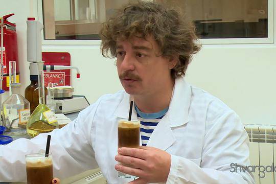 Проф. Донев се завърна!