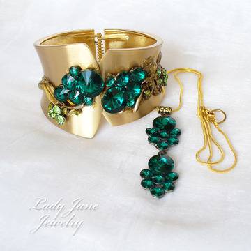 Комплект Emerald, колие и гривна