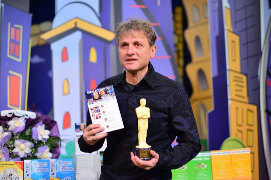 ТОП 20 тъпи вицове от Къци Вапцаров