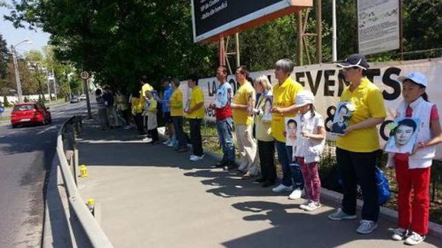 В Европа отбелязаха 16 години от първия протест на Фалун Гонг в Китай