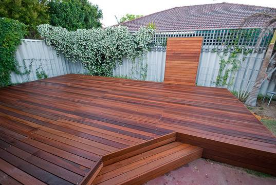 Декинг подови настилки от Tsonev Flooring