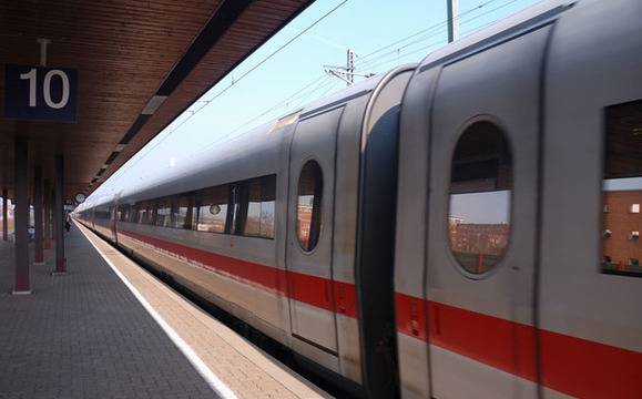 БДЖ пусна в предварителна продажба билети за морето