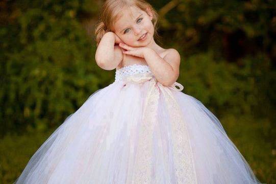 Дрехи за малки принцеси