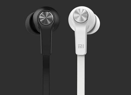 Продукти на Xiaomi с кодове за отстъпка в TinyDeal. Xiamo джаджи, слушалки за смартфон, фитнес гривна