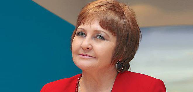 Донка Байкова с трик за сваляне на 4 кг седмица преди морето