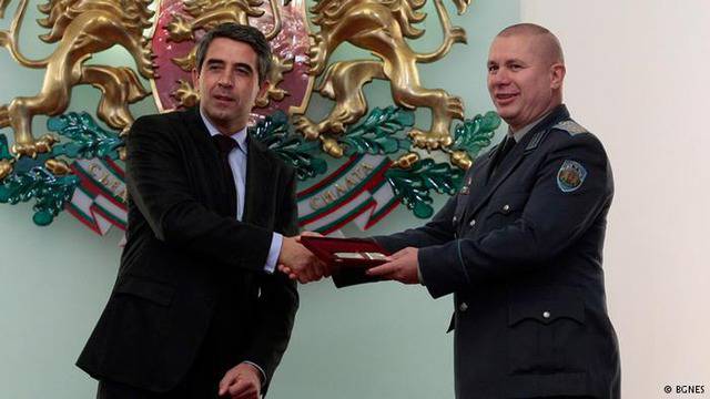 генерал и няколко генерални въпроса.