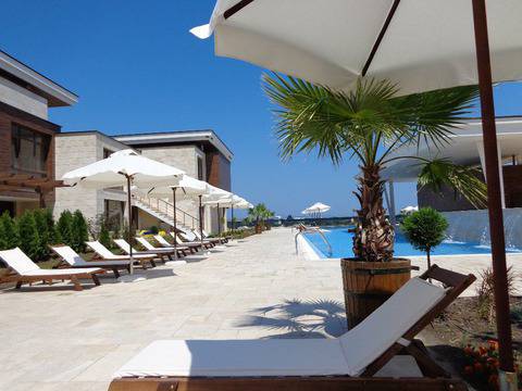 Аполония Ризорт – на самия Царски плаж – Градина