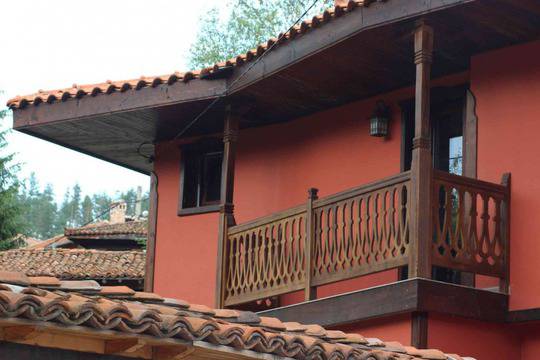 Естествен масивен паркет и дюшеме