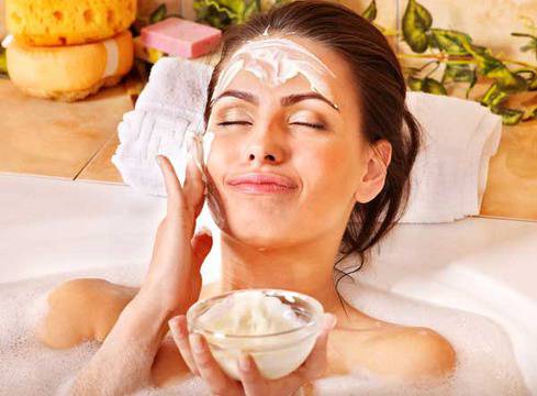 Избелваща маска за лице