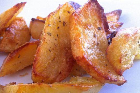 Печени картофи със зехтин и риган