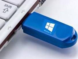 Windows 10 ще се разпространява и на USB флашка
