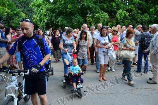 Протест на кв. Чайка против застрояването (СНИМКИ)
