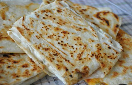 Бързи банички на сач (гюзлеми)