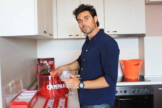 Да приготвим у дома: коктейл „Campari Tonic“