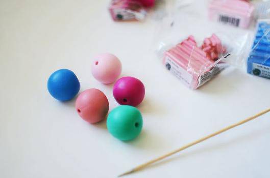 Колие от полимерна глина