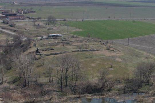 Дядовска селищна могила – Дестинация
