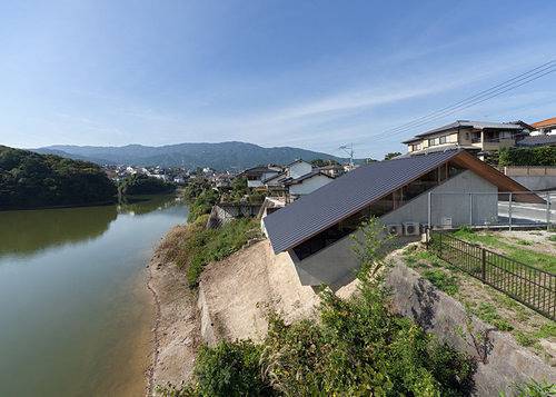 На ръба на пропастта