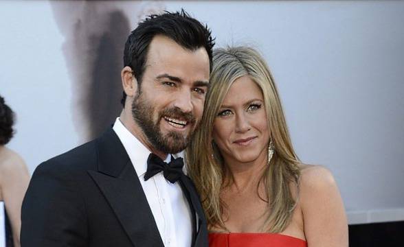 Брак по сметка! Дженифър Анистън мина под венчилото срещу 170 милиона долара