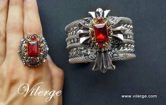 Луксозна винтидж колекция с винтидж бижутерия за стилни жени бижута