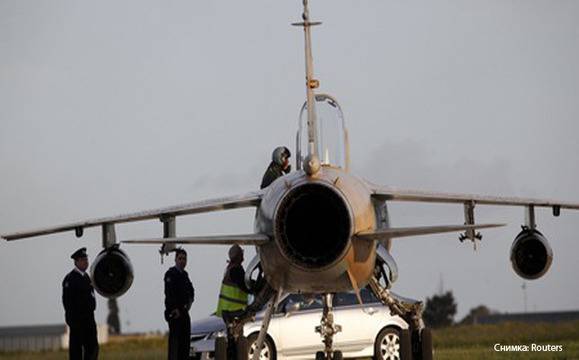 Турция нанесе втора вълна въздушни удари срещу „Ислямска държава“