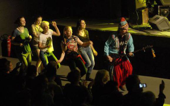 „Музиката ни води през живота и смъртта“