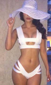 Дамски бански онлайн магазин