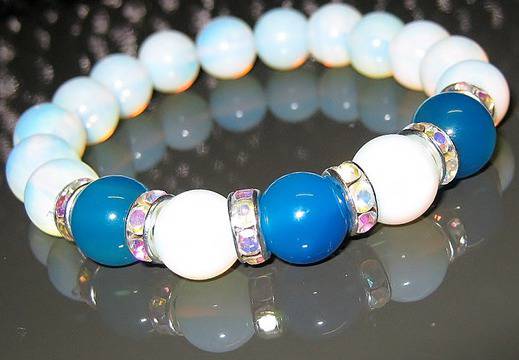 Гривна от естествени камъни Лунен камък и Аквамарин DM-350