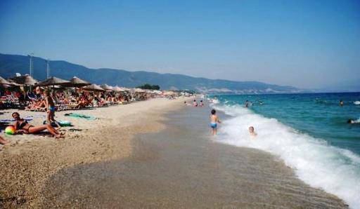 На Плаж в Слънчева Гърция