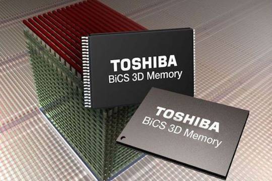 Toshiba представи първите в света 3D TLC NAND чипове памет с информационен обем 32 GB