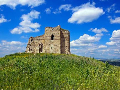 Село Маточина и тайните на крепостта Букелон