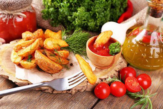 Селски пържени картофи с копър