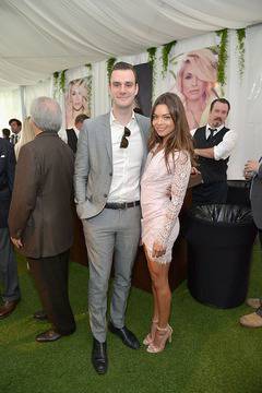 Наследникът на империята „Плейбой“ Купър Хефнър се сгоди за актриса