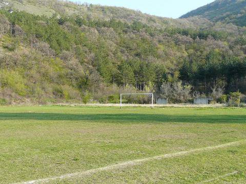 Забавни имена на български футболни отбори