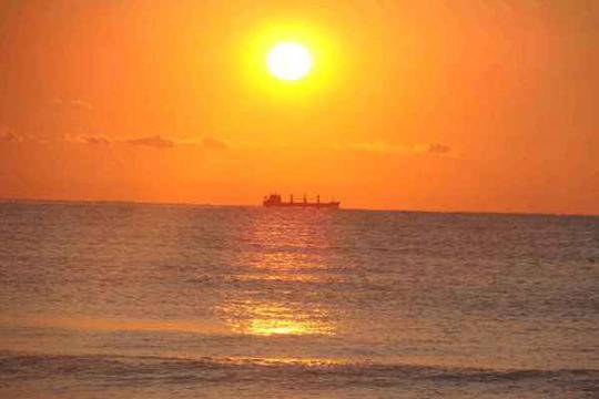 ДОБРО УТРО ВАРНА И ЧЕСТИТ ПРАЗНИК НА ВАРНЕНЦИ!