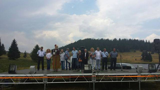 Депутат от Смолян на събор в Малка Арда