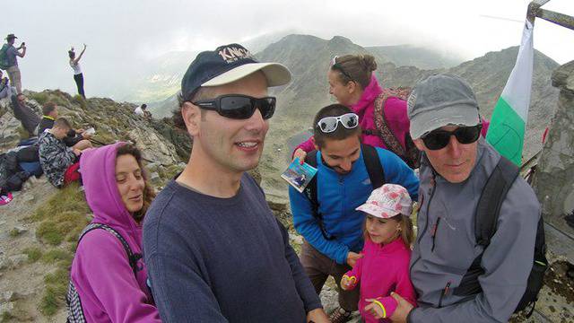 Последователи на Фалун Дафа се изкачиха на в. Мусала