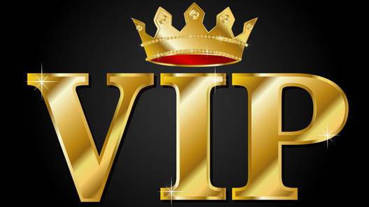 Вижте СЕГА на коя родна VIP звезда приличате! Ето как!