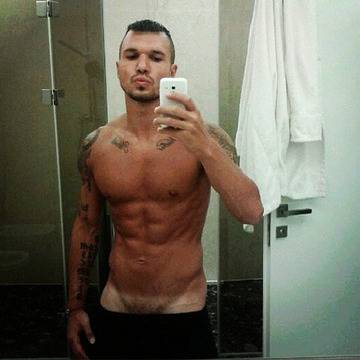 Валери Божинов ще съди Нова Тв заради Big Brother