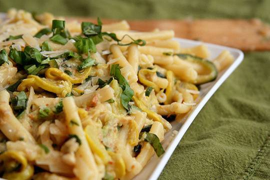 Паста с бекон и мента