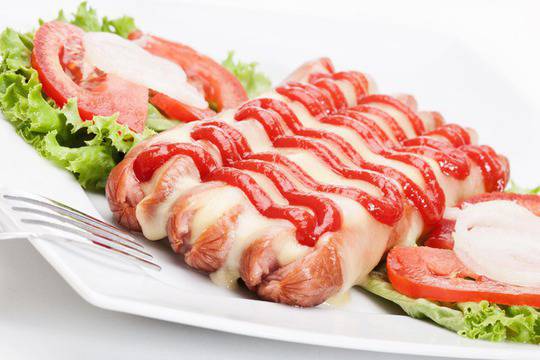 Запечени кренвирши с кашкавал