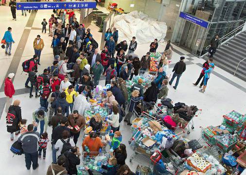 Германия заделя 6 милиарда евро за бежанците