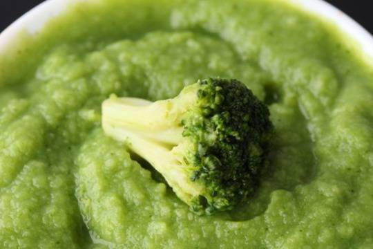 Крем супа от броколи с лимон